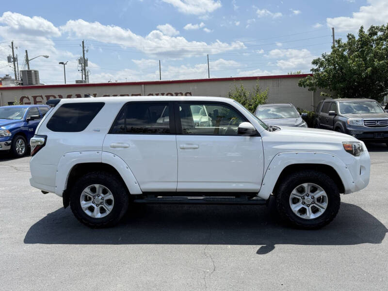 2017 Toyota 4Runner SR5