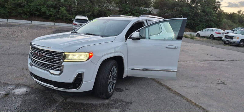 2020 GMC Acadia Denali