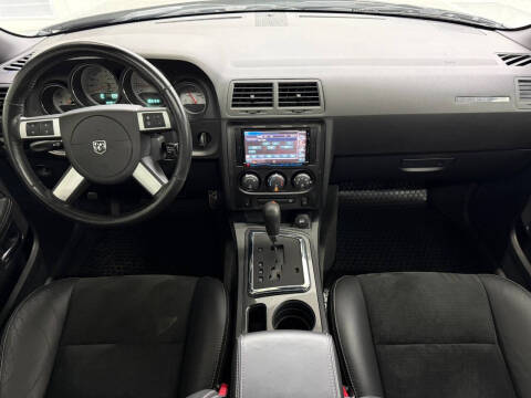 2008 Dodge Challenger SRT8