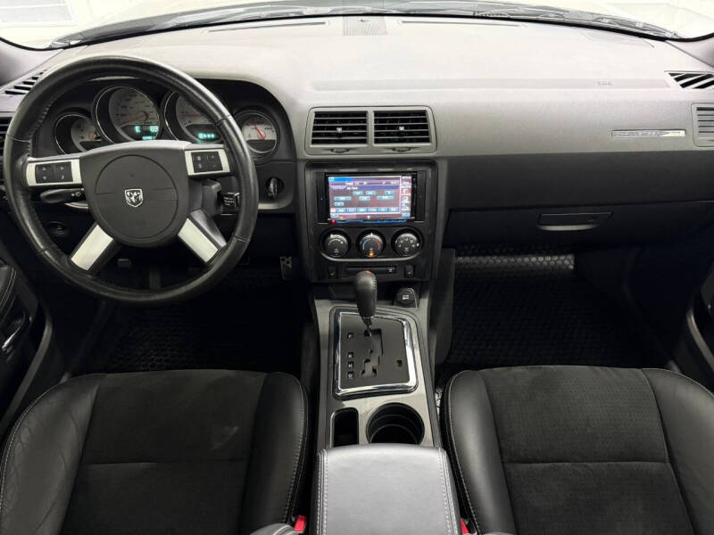 2008 Dodge Challenger SRT8