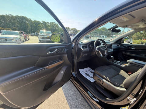 2017 GMC Acadia SLE-2