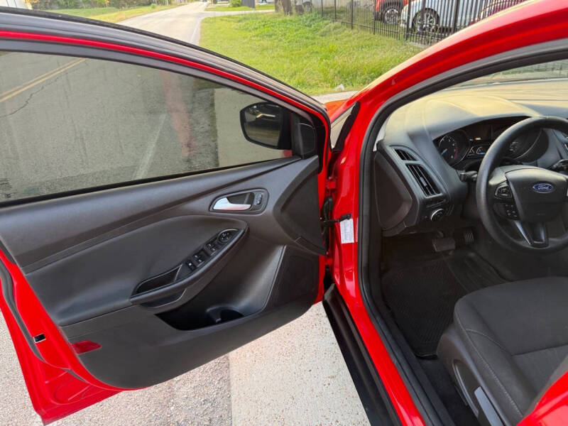 2017 Ford Focus SE