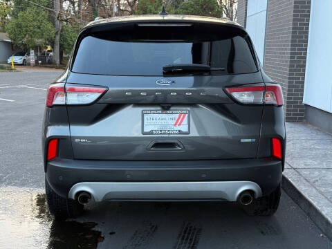 2020 Ford Escape SEL