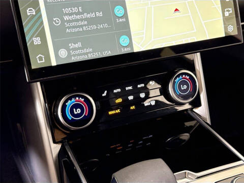 2023 Land Rover Range Rover P530 SE