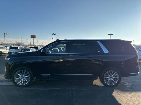 2023 Cadillac Escalade ESV Premium Luxury