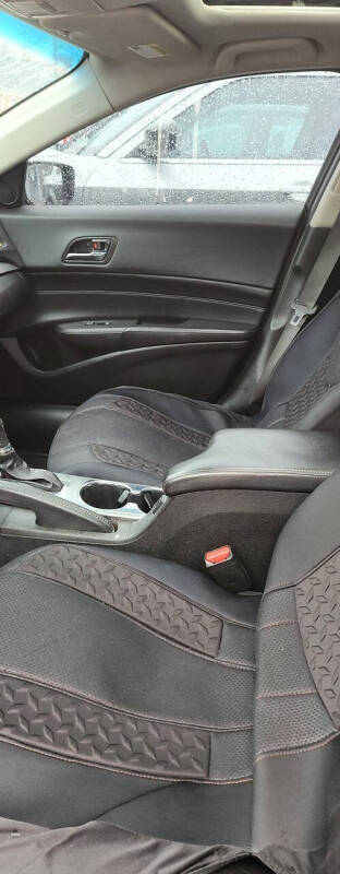 2013 Acura ILX 2.0L w/Tech