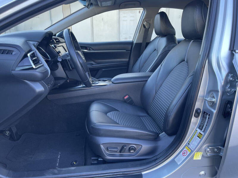 2018 Toyota Camry SE