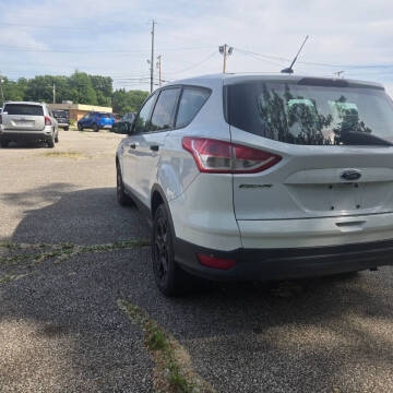 2014 Ford Escape S