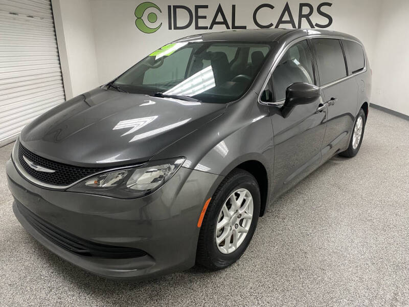 2017 Chrysler Pacifica Touring