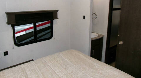 2019 Forest River Shockwave 25rqmx