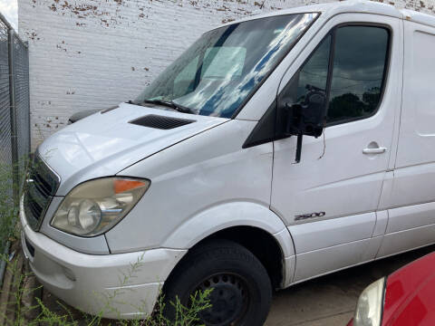 2007 Dodge Sprinter Cargo for sale at RON'S AUTO SALES INC in Cicero IL