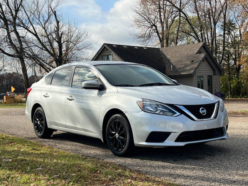 2019 Nissan Sentra for sale at DIRECT AUTO SALES in Loretto MN