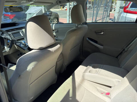 2014 Toyota Prius Two