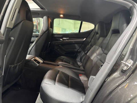 2011 Porsche Panamera