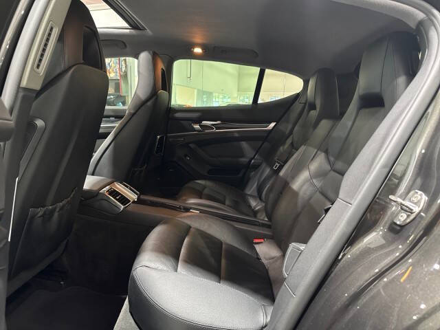 2011 Porsche Panamera