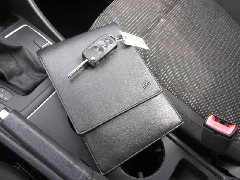 2016 Volkswagen Passat 1.8T S