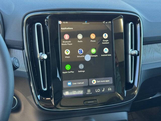 2026 Volvo XC40 B5 Plus