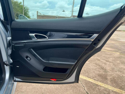 2014 Porsche Panamera