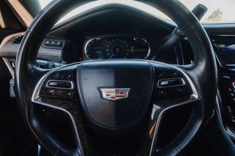 2016 Cadillac Escalade Platinum