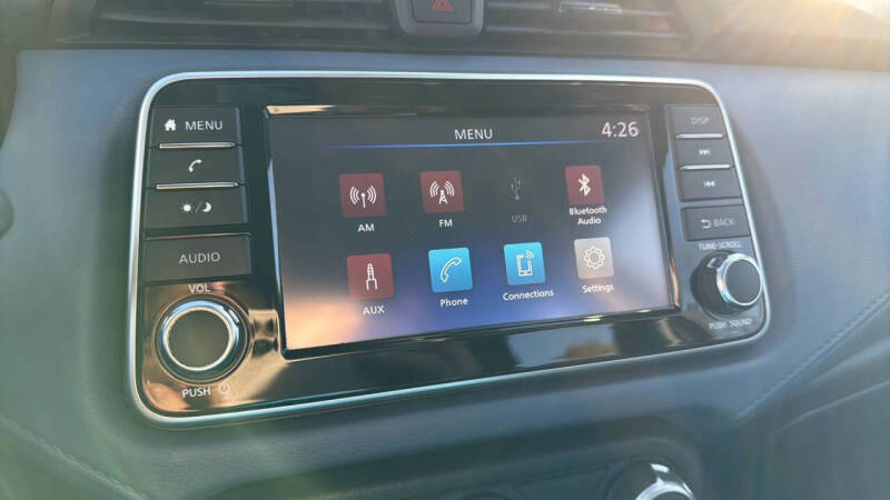 2023 Nissan Versa SV