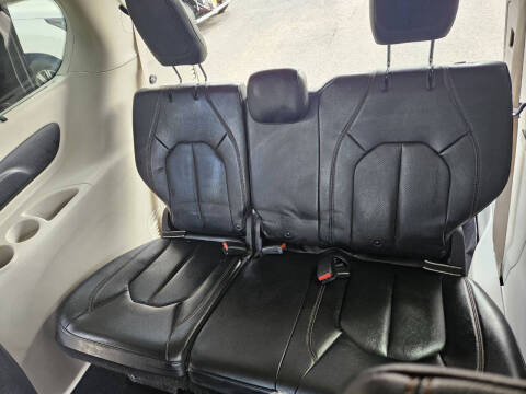 2019 Chrysler Pacifica Touring L