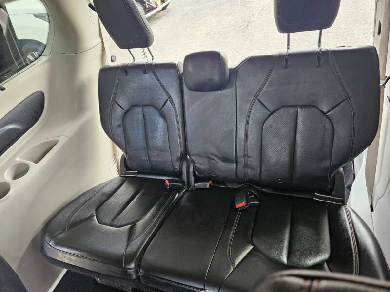 2019 Chrysler Pacifica Touring L