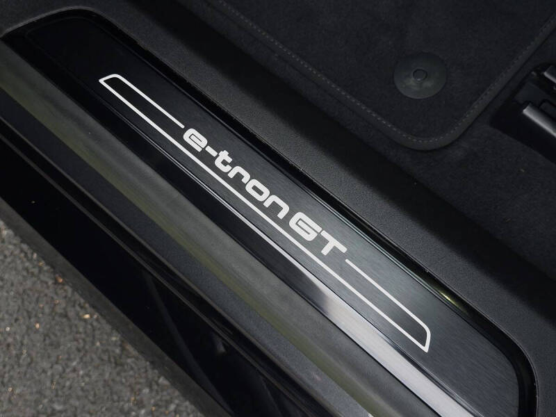 2023 Audi e-tron GT quattro Prestige