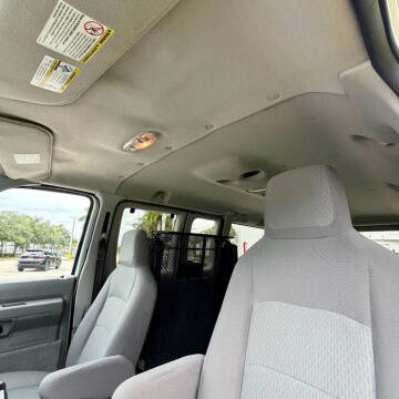 2011 Ford E-350