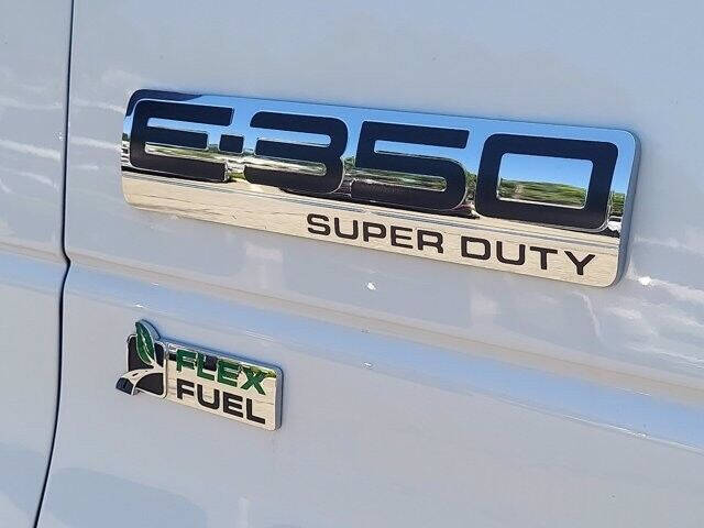 2017 Ford E-Series Chassis