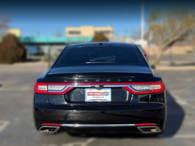 2017 Lincoln Continental Black Label