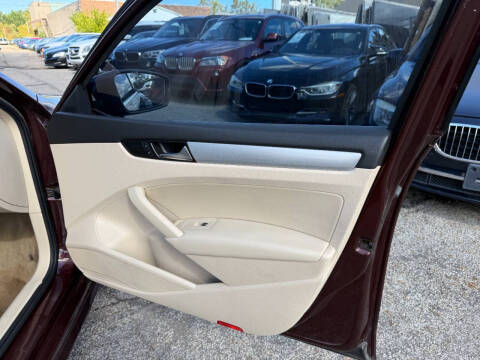 2013 Volkswagen Passat SE PZEV