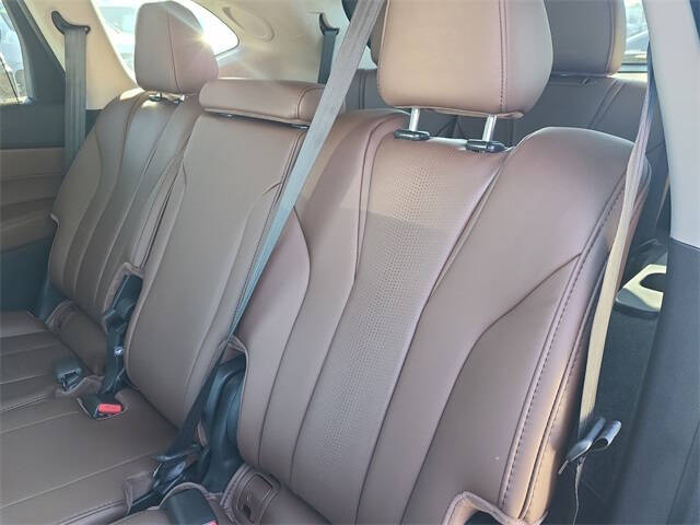 2025 Acura MDX w/Tech