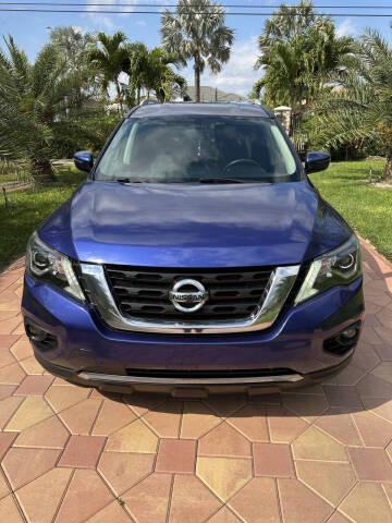 2017 Nissan Pathfinder SV