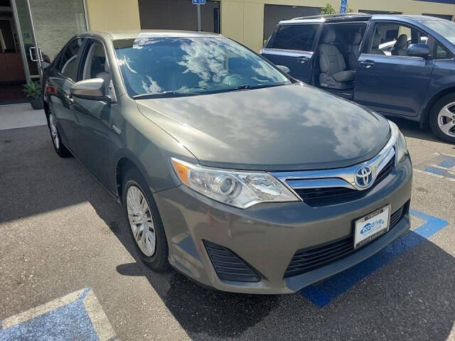 2012 Toyota Camry LE Hybrid's photo