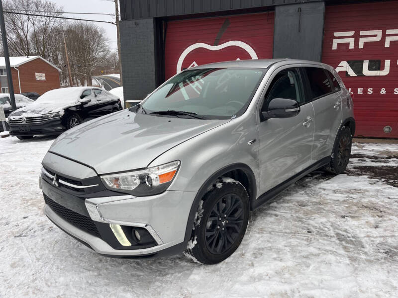 Mitsubishi Outlander Sport's photo