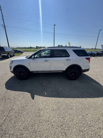 2017 Ford Explorer Platinum