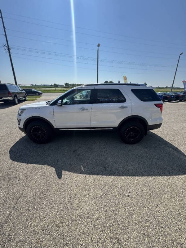 2017 Ford Explorer Platinum