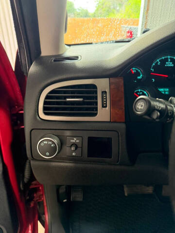 2014 Chevrolet Suburban LT