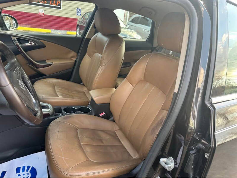 2012 Buick Verano Leather Group