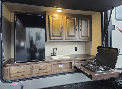 2017 Cruiser RV Radiance Touring Edition