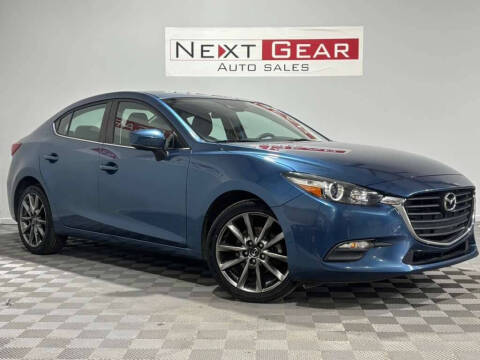 2018 Mazda MAZDA3 Touring