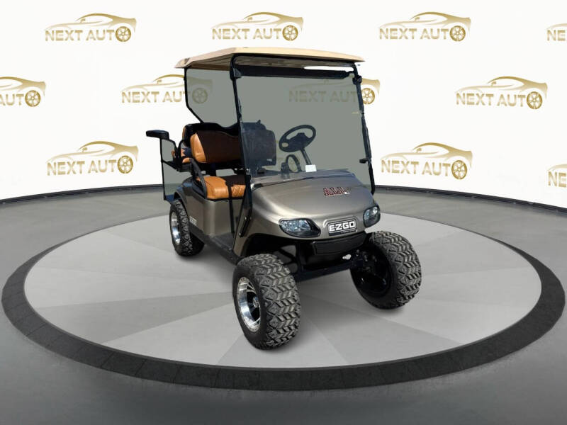 2015 E-Z-GO Golf Cart