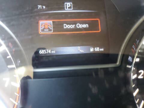 2020 Nissan Pathfinder SV