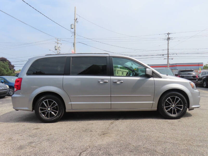 2016 Dodge Grand Caravan R/T