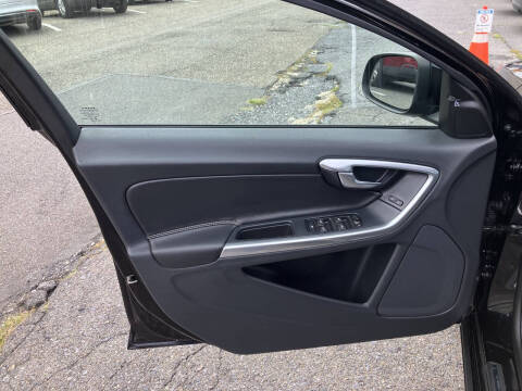 2017 Volvo S60 T5 Dynamic