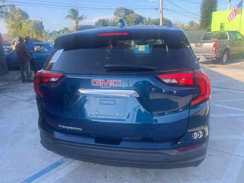 2020 GMC Terrain SLE