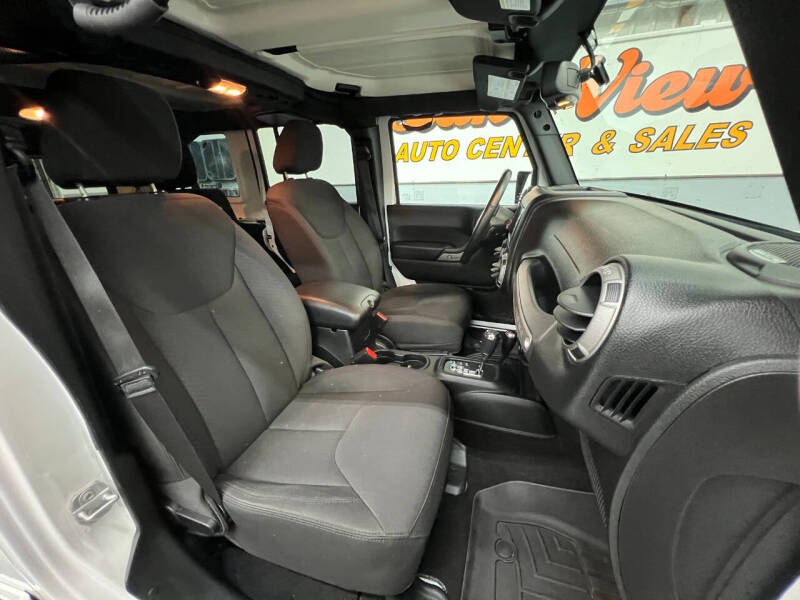 2017 Jeep Wrangler Unlimited Sport