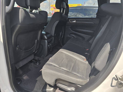 2016 Jeep Grand Cherokee Laredo