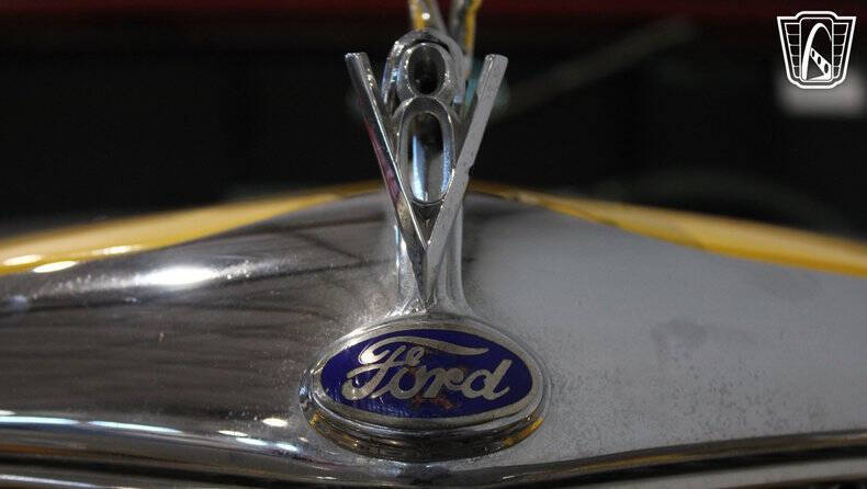 1935 Ford Deluxe