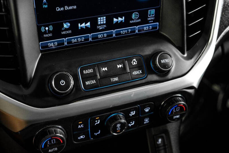 2017 GMC Acadia SLT-1